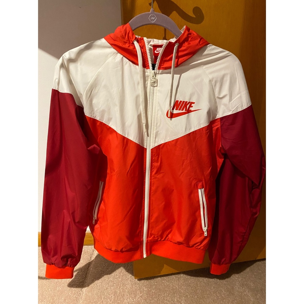 🚨BRAND NEW🚨 Nike Windrunner